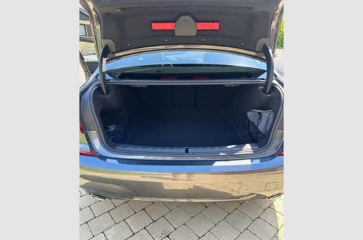 Gallery image 12