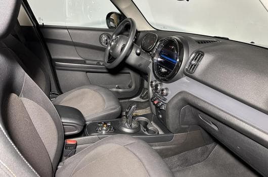 Gallery image 10
