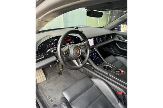 Gallery image 13