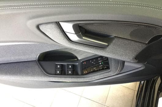 Gallery image 12