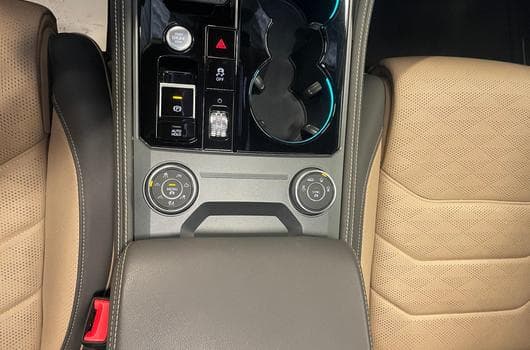 Gallery image 12