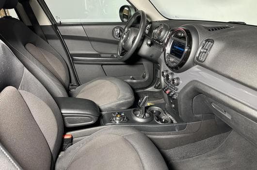 Gallery image 11