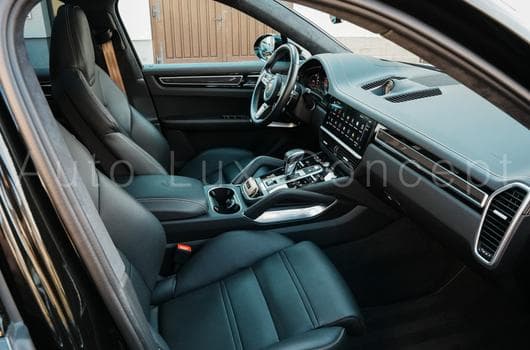 Gallery image 9