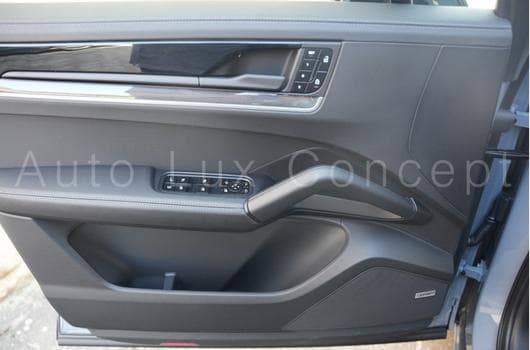 Gallery image 10