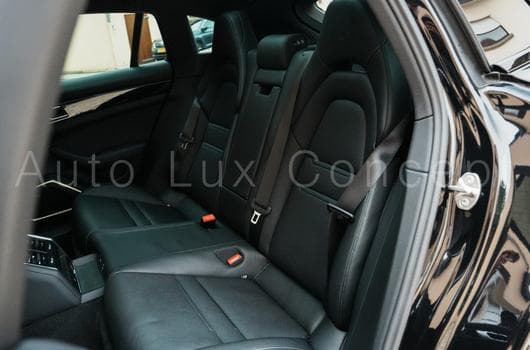 Gallery image 10