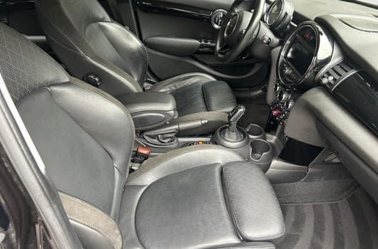 Gallery image 14