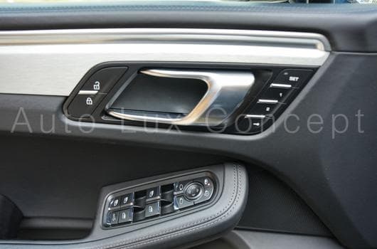 Gallery image 11