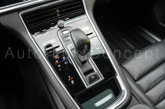 Gallery image 14