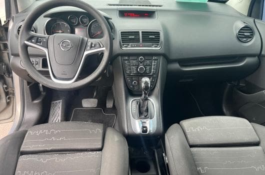 Gallery image 11