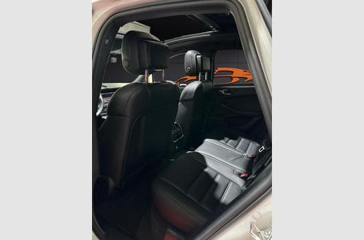 Gallery image 12