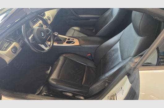 Gallery image 10