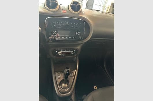 Gallery image 10