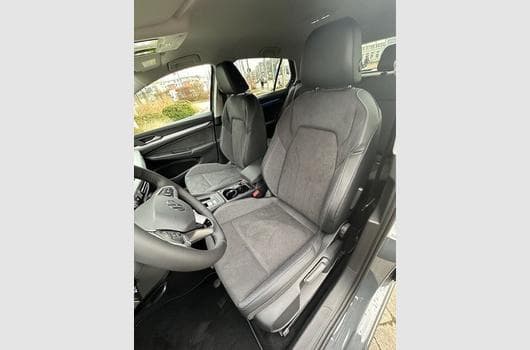 Gallery image 12