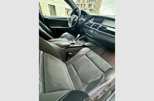 Gallery image 12