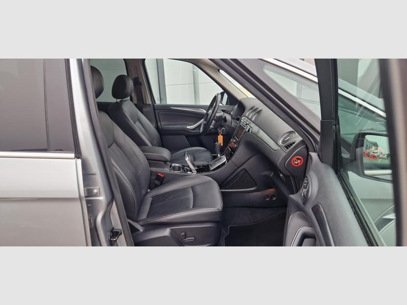 Gallery image 13