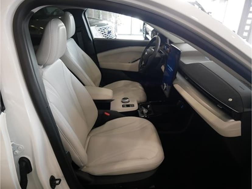 Gallery image 10