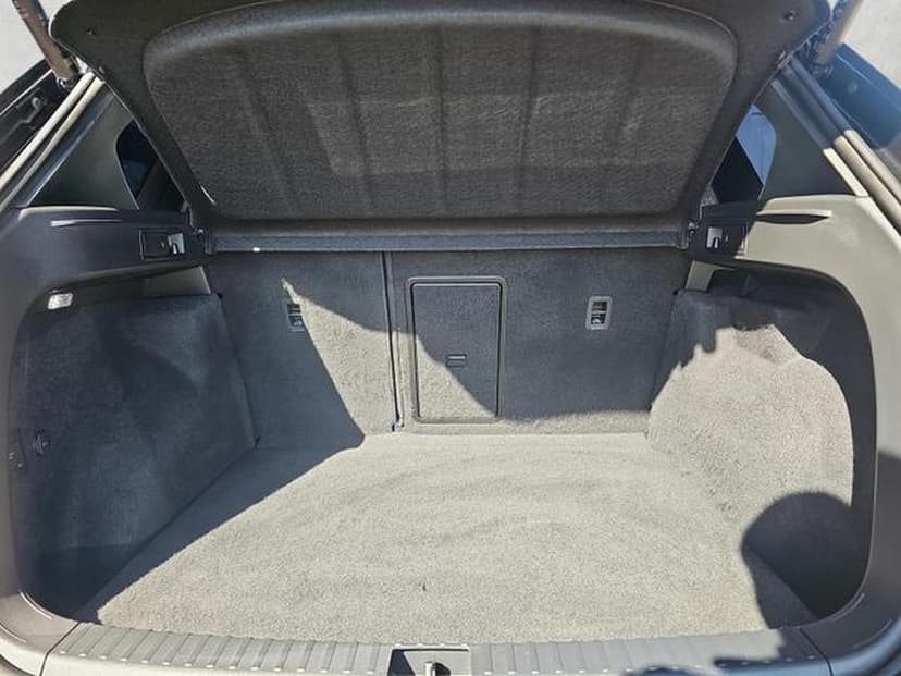 Gallery image 14