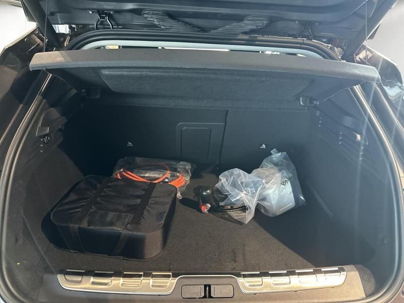 Gallery image 17