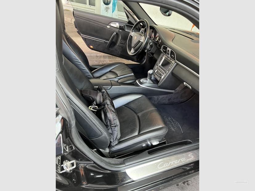Gallery image 10