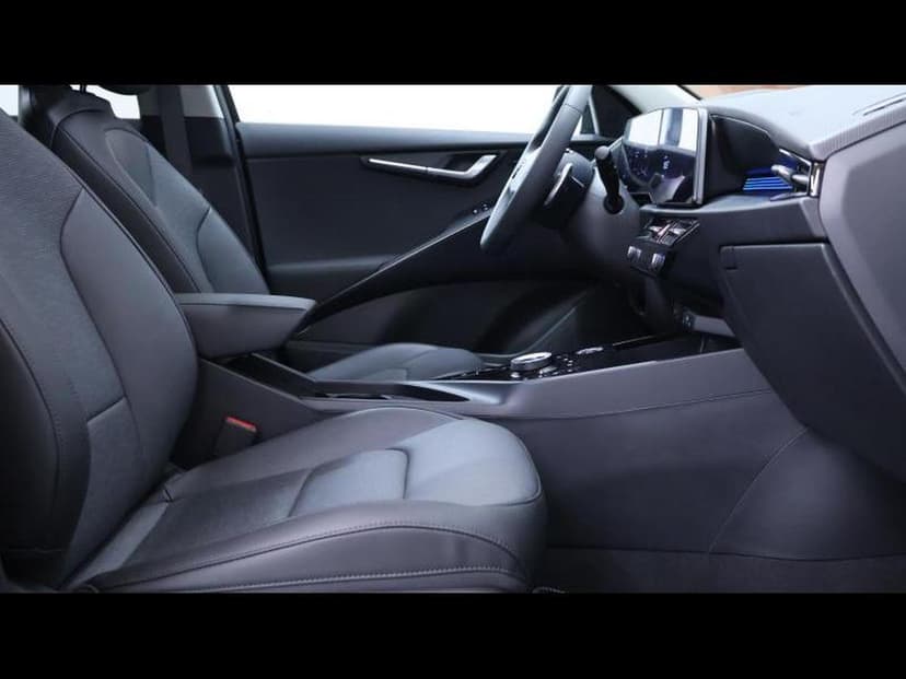 Gallery image 10