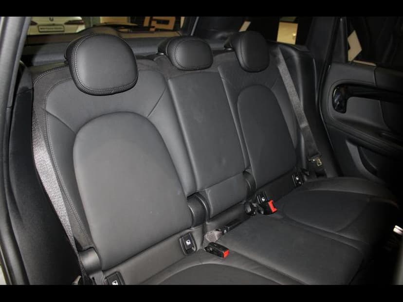 Gallery image 11