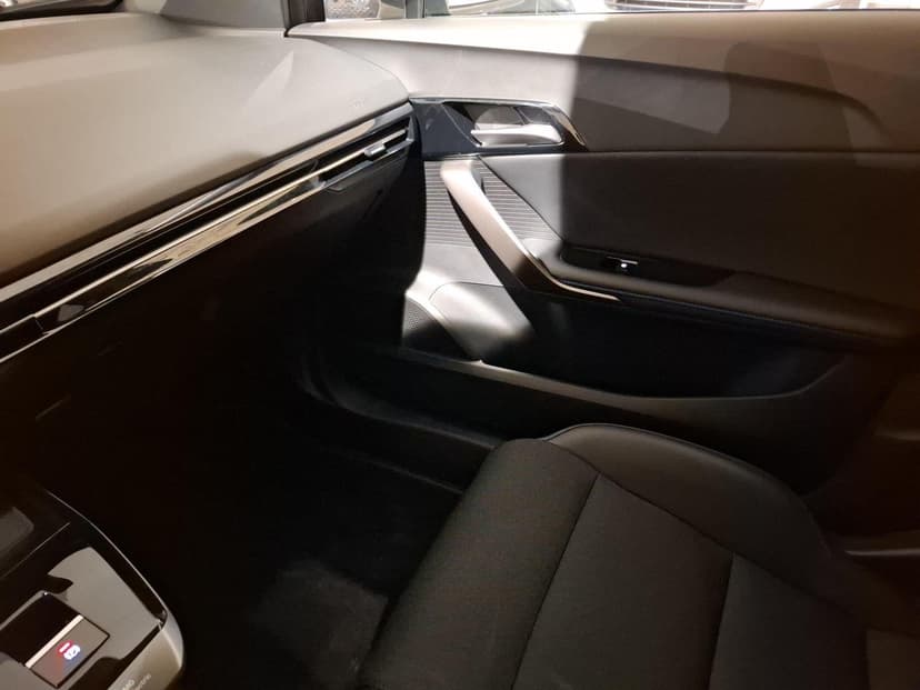 Gallery image 17