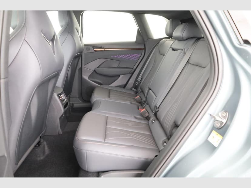 Gallery image 10
