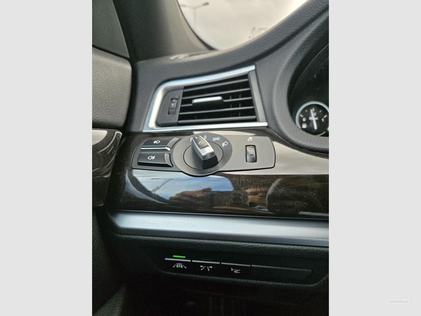 Gallery image 11