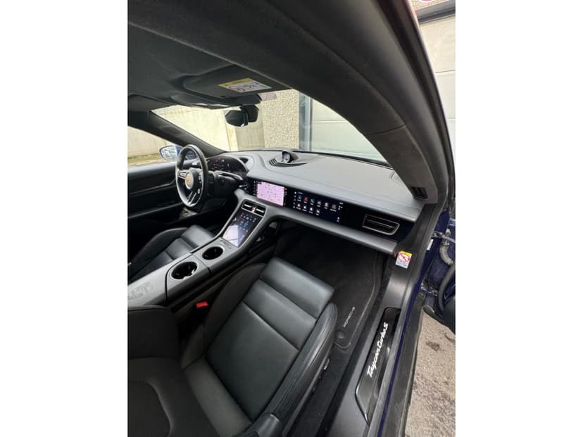 Gallery image 17
