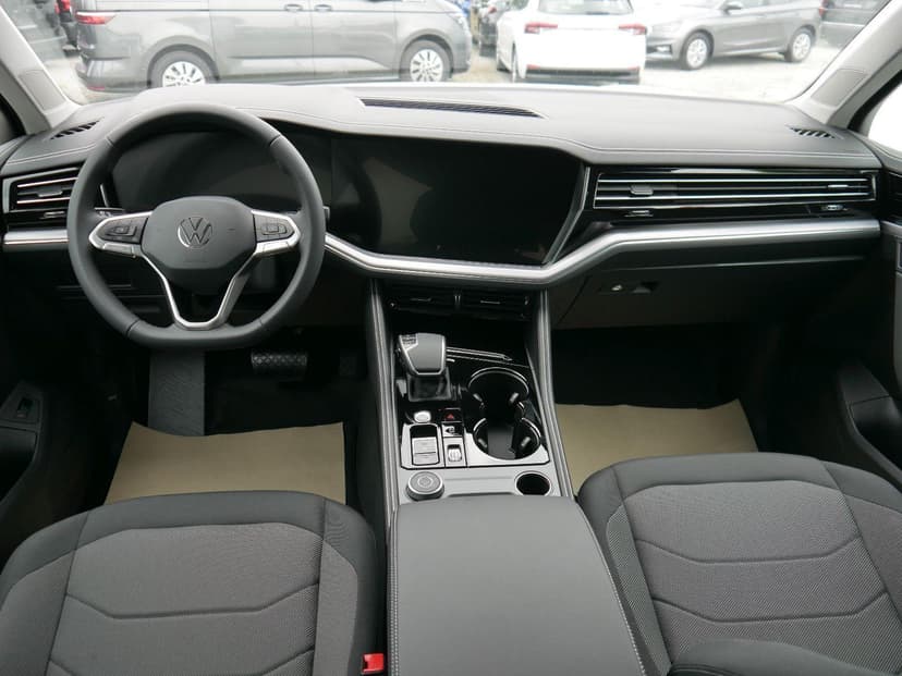 Gallery image 14