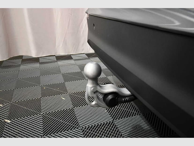 Gallery image 10