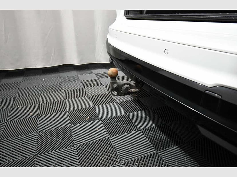 Gallery image 10