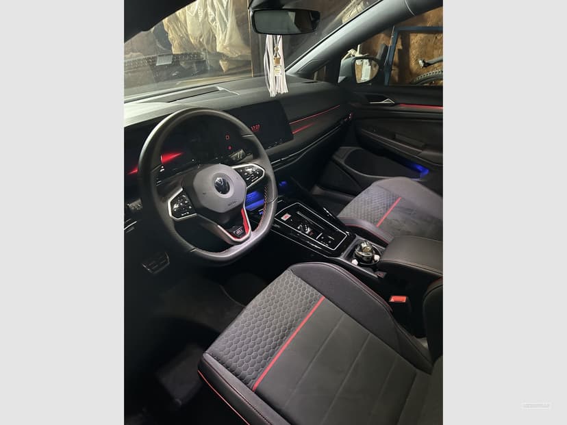 Gallery image 10