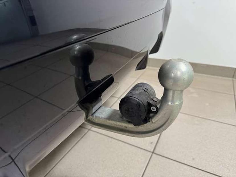 Gallery image 12