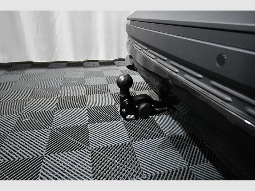 Gallery image 10