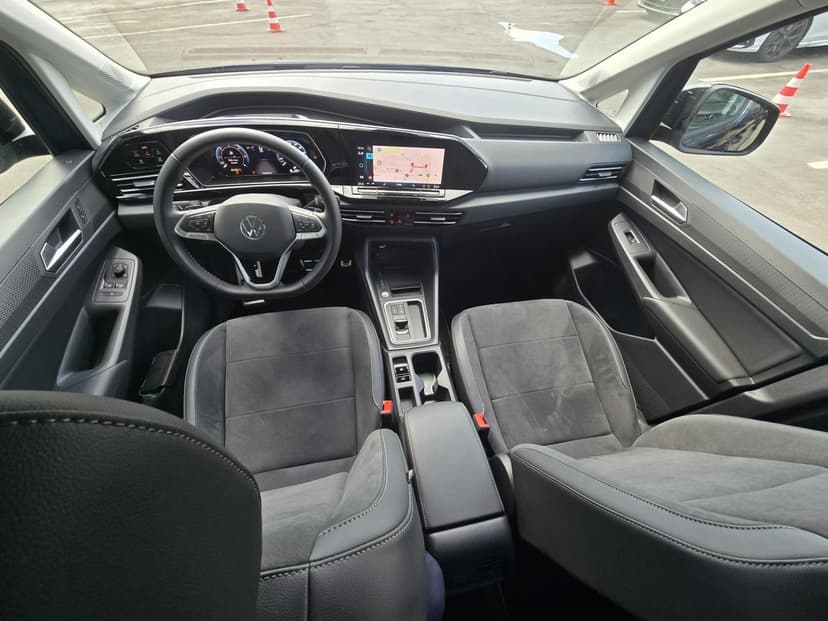 Gallery image 12