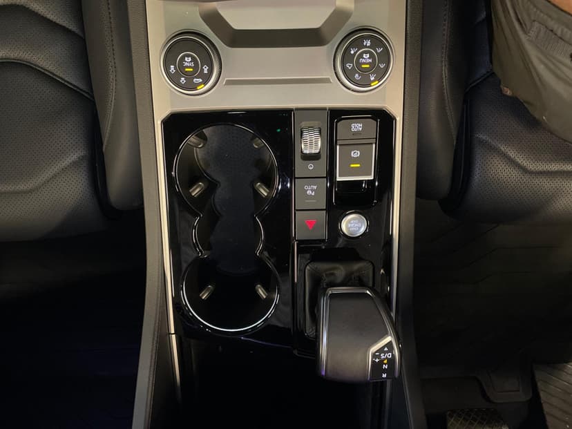 Gallery image 13