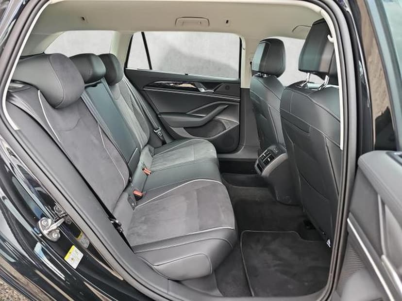 Gallery image 13