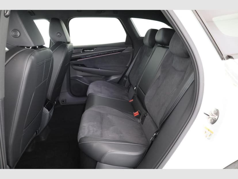 Gallery image 10
