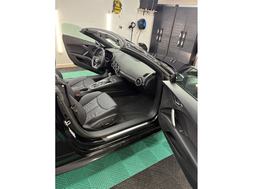 Gallery image 10