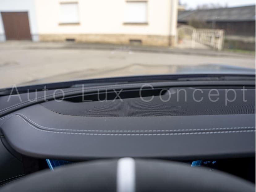 Gallery image 12