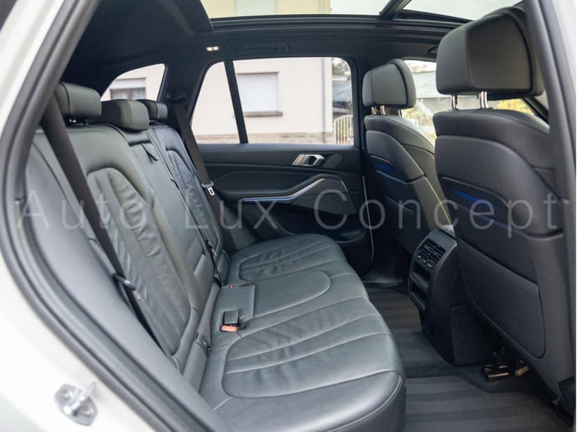 Gallery image 9