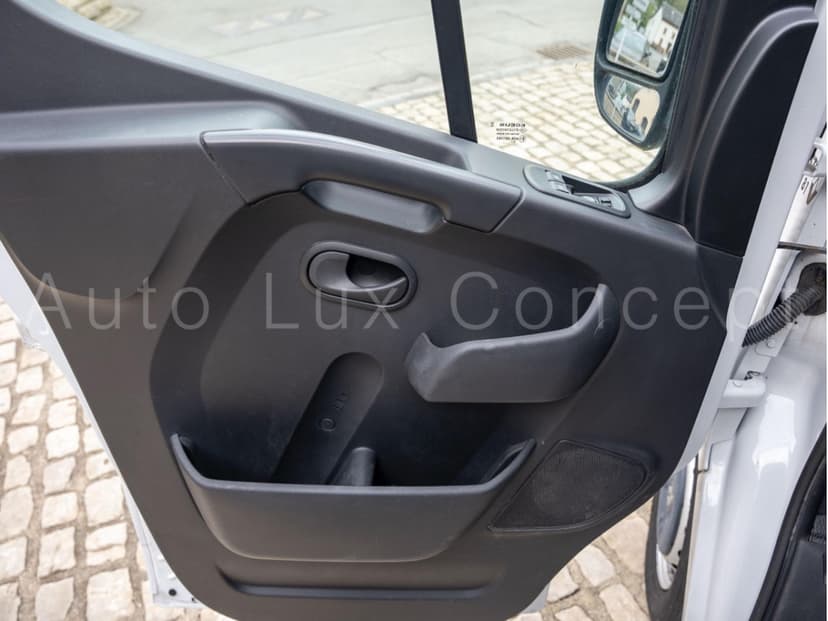Gallery image 17