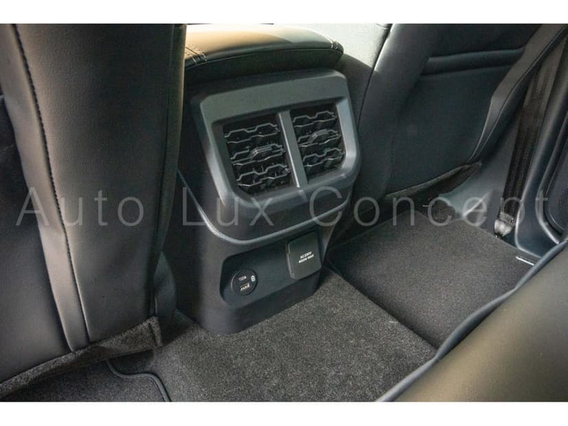 Gallery image 28