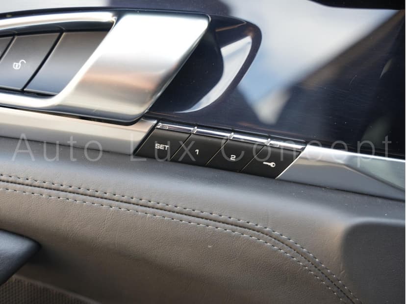Gallery image 17