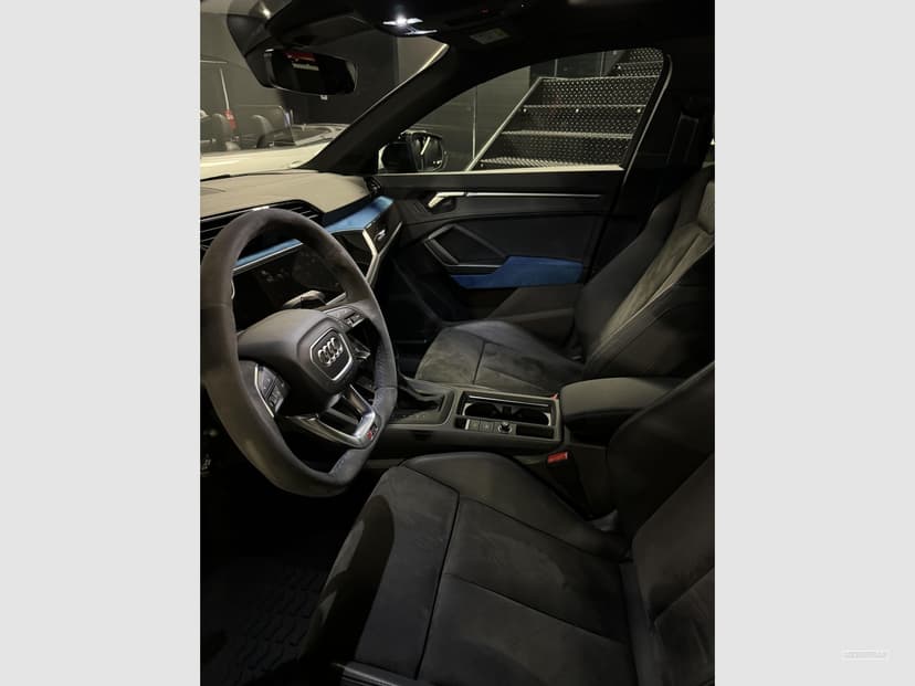 Gallery image 10