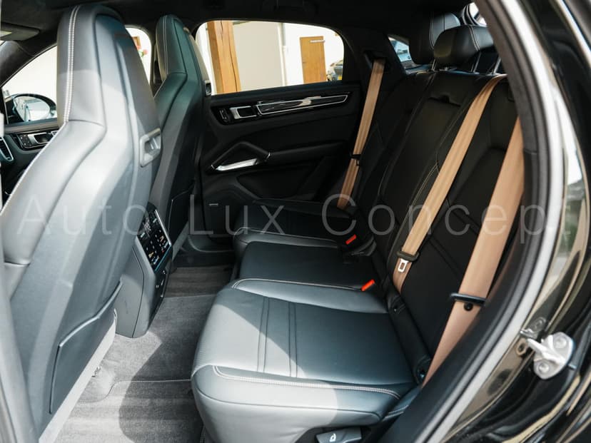 Gallery image 11