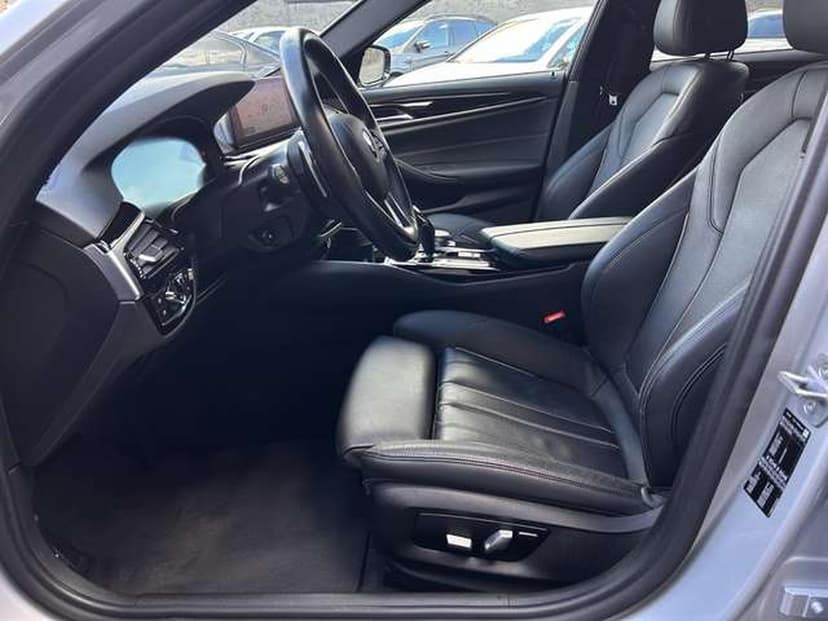 Gallery image 13