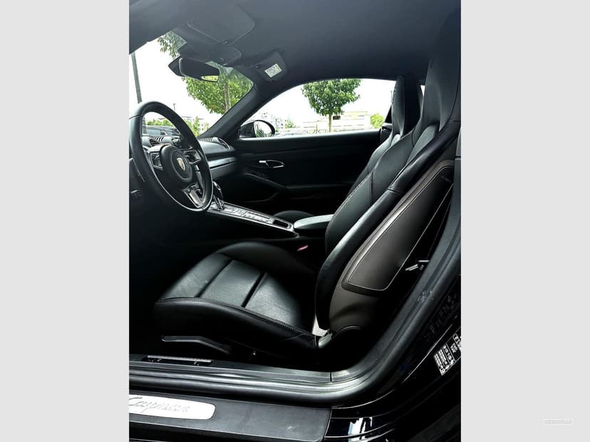 Gallery image 10
