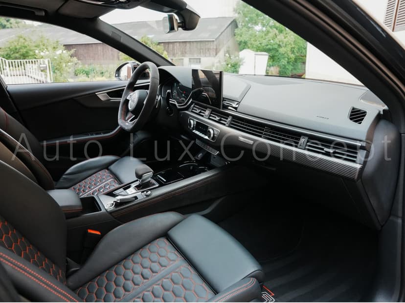 Gallery image 11
